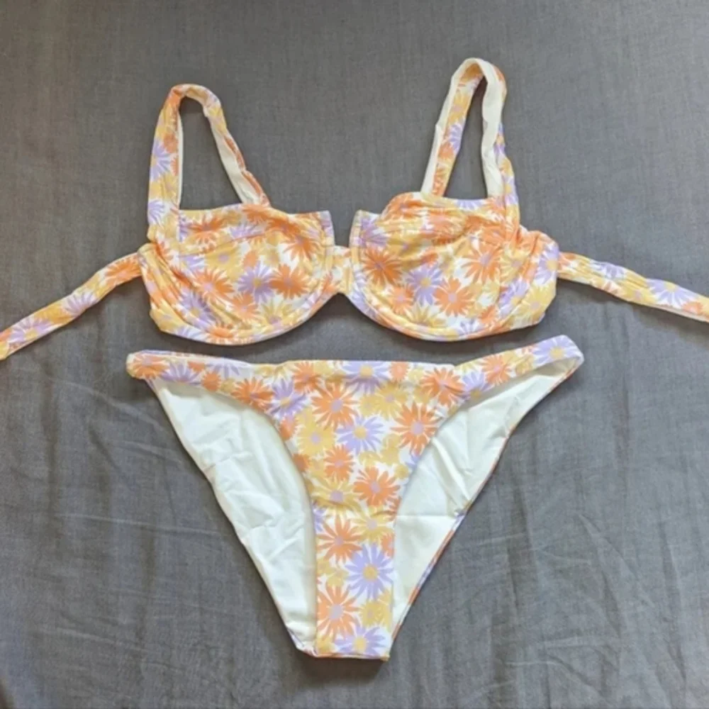 L*Space Camellia Top Camacho Bottoms Bikini Set Oopsie Daisy Floral Print